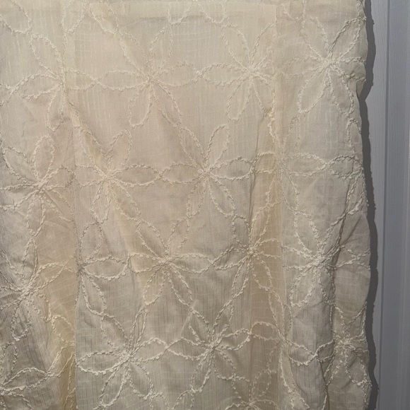 Ivory Lace Tie-Strap Sundress - Picture 2 of 3